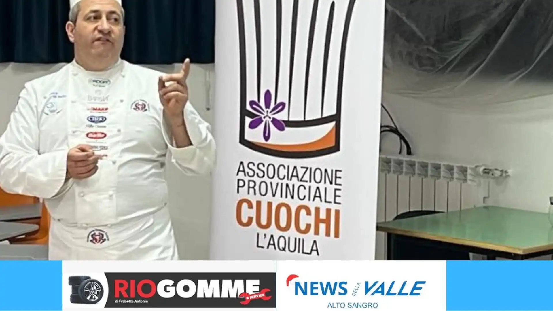 Roccaraso: il maestro Domenico Di Bella della nazionale italiana cuochi impartisce una lezione pratica agli allievi dell'Istituto Alberghiero.